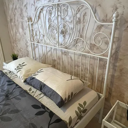 Stone Apartament *